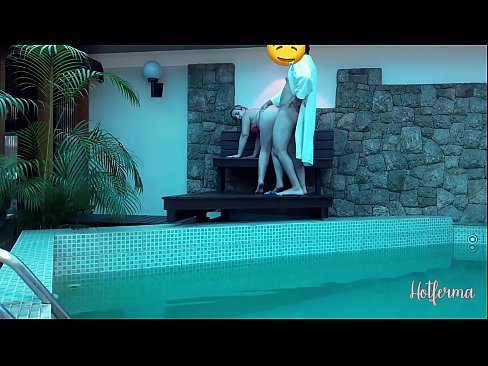❤️ Baas noeget faam nei it swimbad, mar koe net wjerstean in hot ☑ Superporno op fy.assistentai.ru ❌️❤